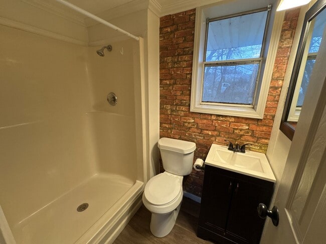 Photo - 721 US-62 Unit A