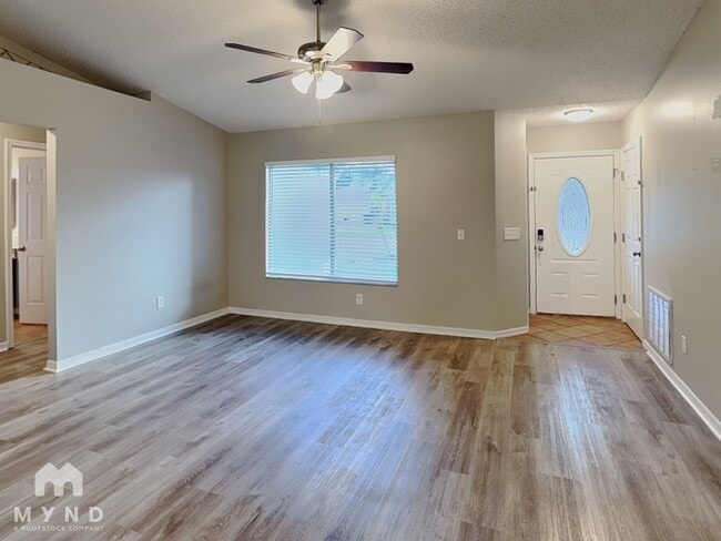 Photo - 13522 Prestwick Dr