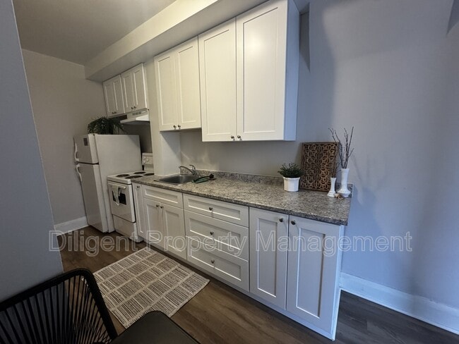 Photo - 451 Water St