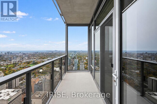 Photo - 11 Yorkville Ave Unit 5909