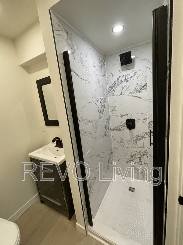 Photo - 151 Colborne St