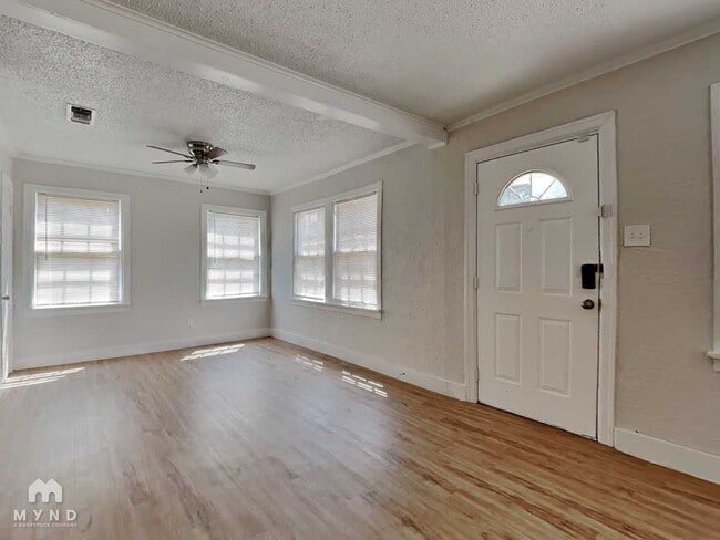 Photo - 2216 28th St