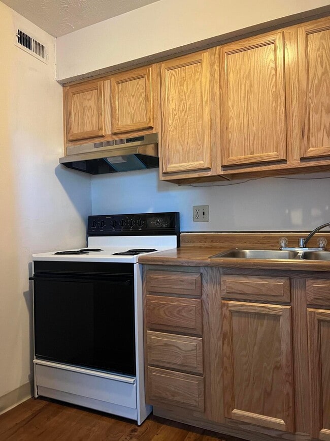 6374 Newtown Dr Apartment For Rent in Columbus, OH