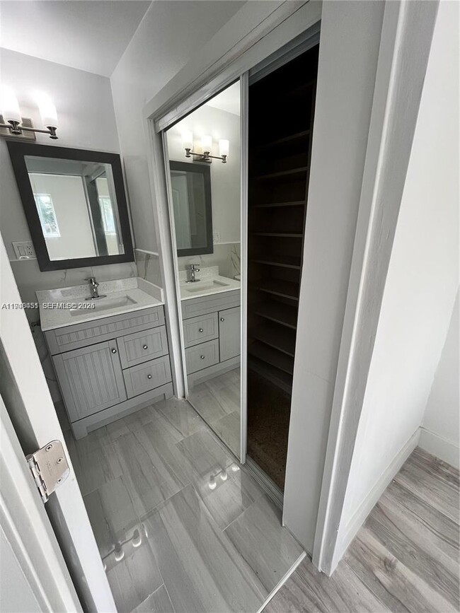 Photo - 971 NW 200th Terrace