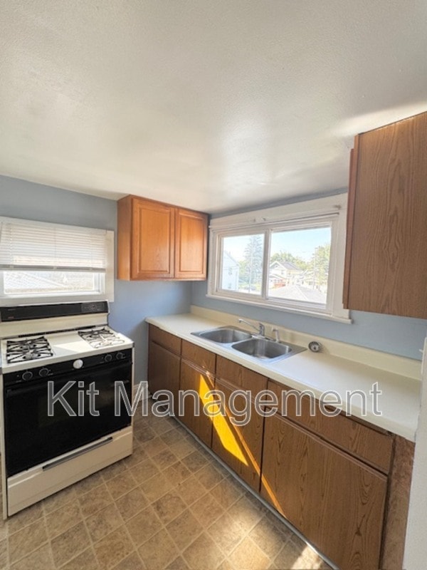 Photo - 2057 Airport Hwy Unit Upper