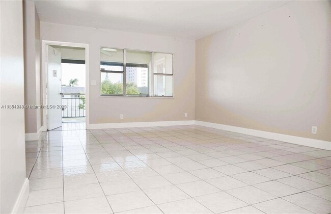 Photo - 270 Layne Blvd Unit 305