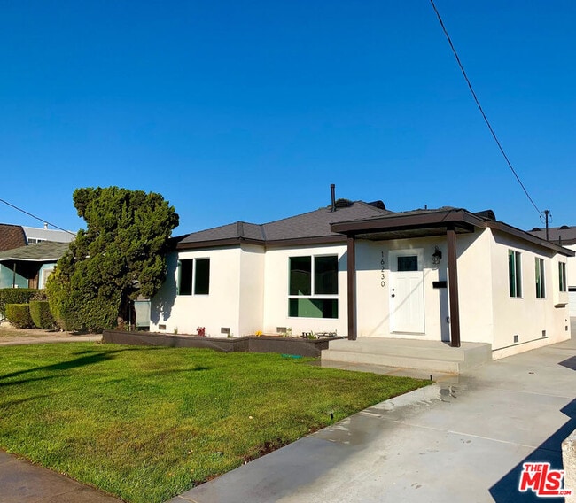 Photo - 16230 Gramercy Pl Casa