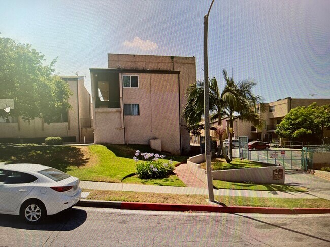Photo - 1741 Neil Armstrong St Unidad 108