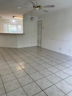 Photo - 1646 Hawthorne Pl
