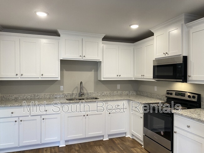 Photo - 312 W 20th St