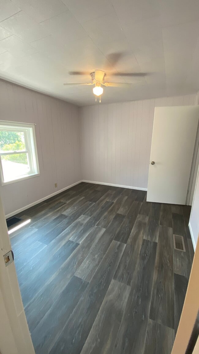 Dormitorio 1 - 1311 S 17th St