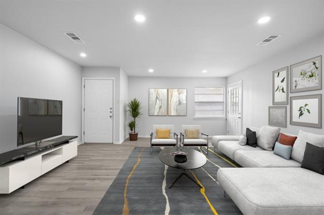 Photo - 718 Skyline Dr