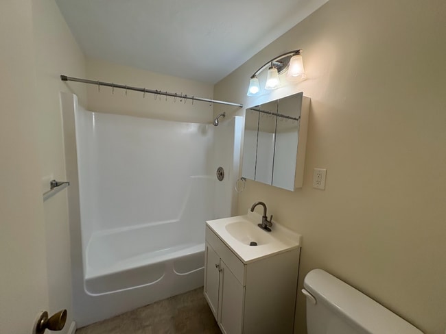 Photo - 740 Central St