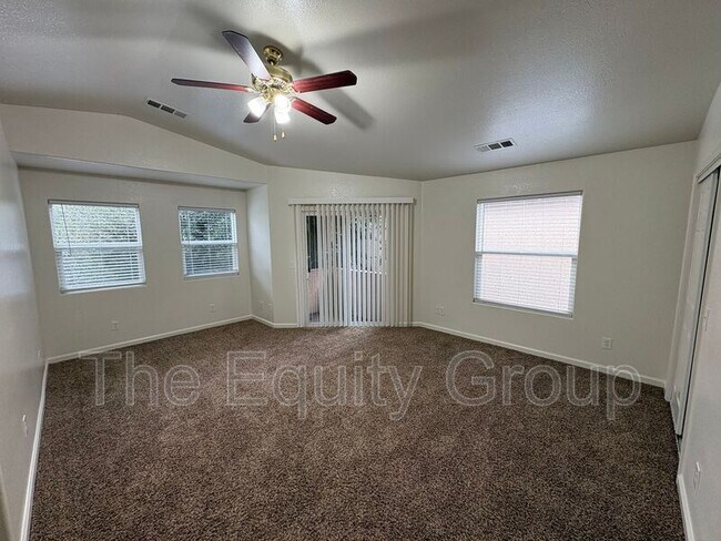 Photo - 184 S Filbert Rd