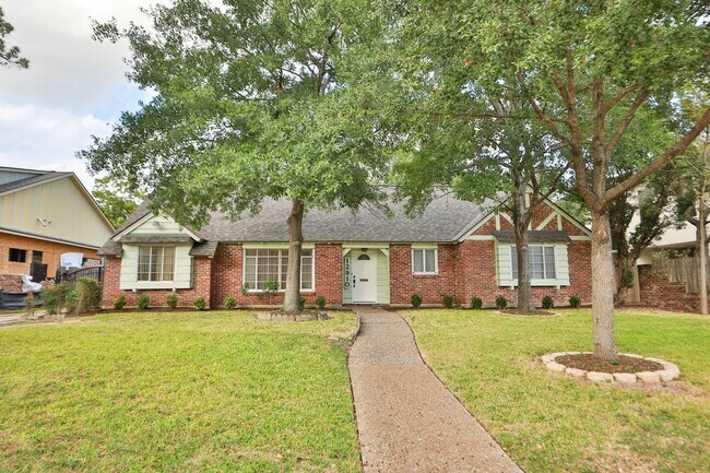 Photo - 12910 Queensbury Ln