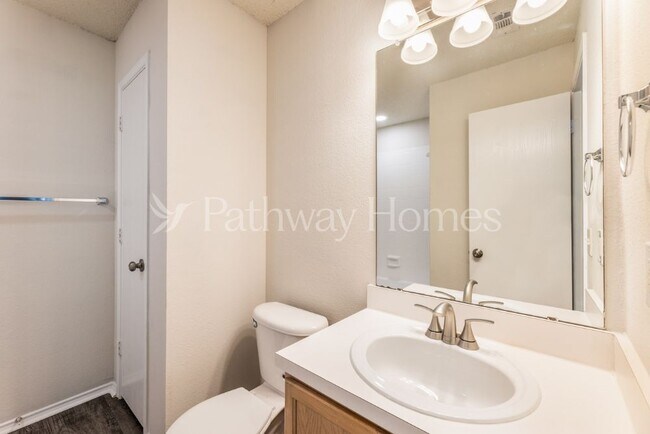 Photo - 1405 Dundee Dr