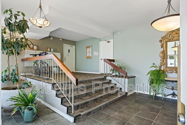 765 Rand Ave