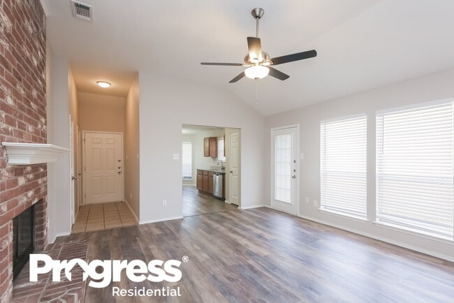 Photo - 308 Oak Meadow Ln