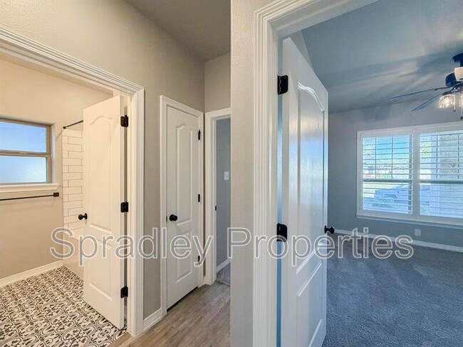 Photo - 6125 Modena Dr