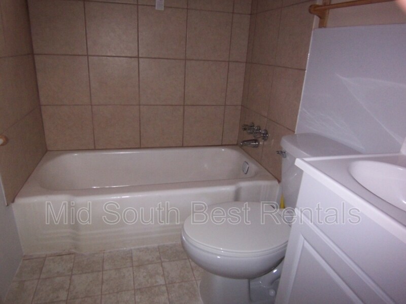 Photo - 3679 Irma St