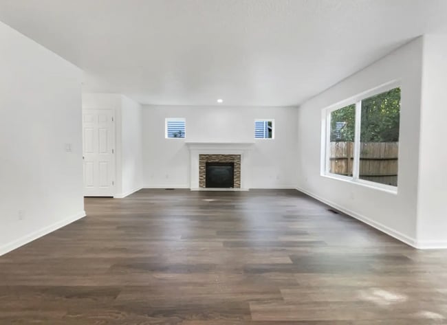 Photo - 21730 NE Palisade Pl