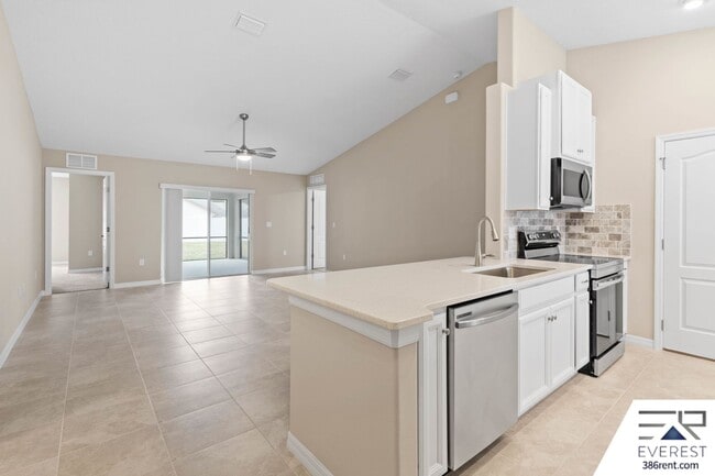 Photo - FULLY FENCED, LIKE NEW 4/3/2 ON A QUIET CUL-DE-SAC