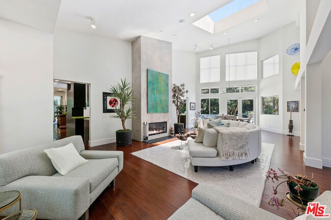 Photo - 6314 Sycamore Meadows Dr