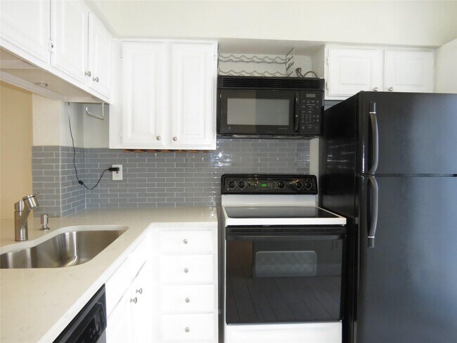 Photo - 5757 E University Blvd Unit 25A