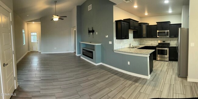 Photo - 10129 Red Vly