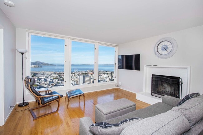 Photo - Top Level Stunning 1 Bedroom Furnished Fla... Unidad 5