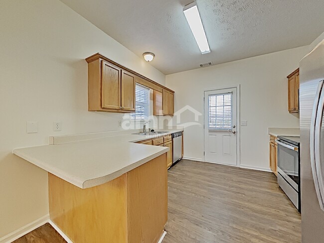 Photo - 6852 Scarlet Ridge Dr