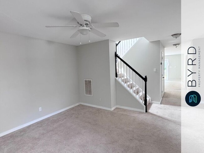 115 E 14th St