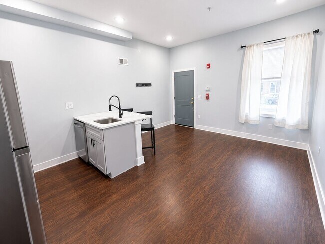 Photo - 3213 W Susquehanna Ave Unit 1