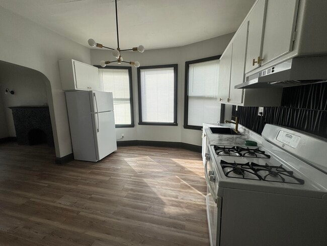 Photo - 2431 S 34th St