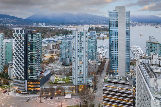 Aerial - Bayview at Coal Harbour