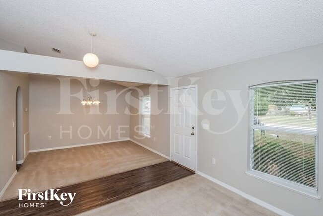 Photo - 591 Brickell St SE