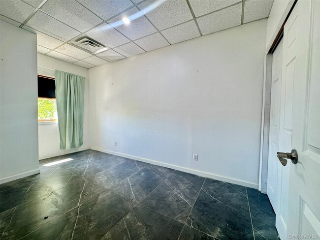 Photo - 150-11 14th Ave