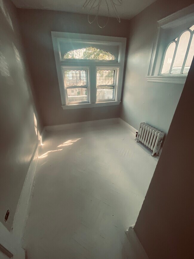 Photo - 2249 82nd St