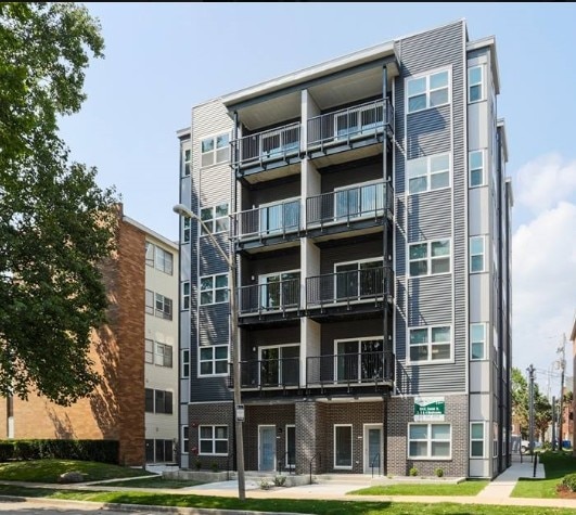 108 E DANIEL ST - 108 E DANIEL ST Apartments