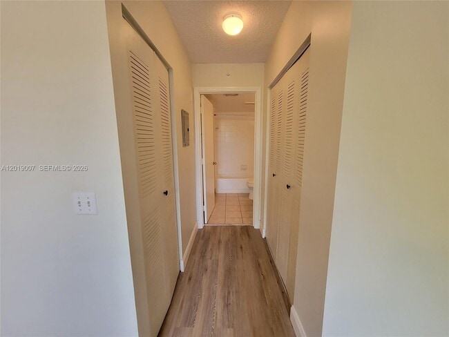 Photo - 4155 N Haverhill Rd Unidad 1415