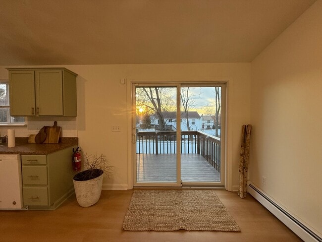 Photo - 5 Kingston St