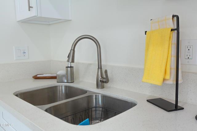 Photo - 13246 Helmer Dr Unidad 1/4