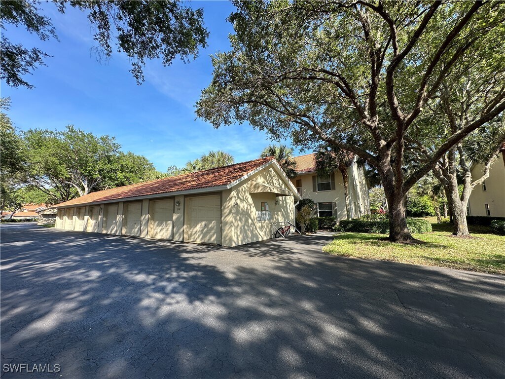 Photo - 241 Robin Hood Cir Unidad 204 Rental