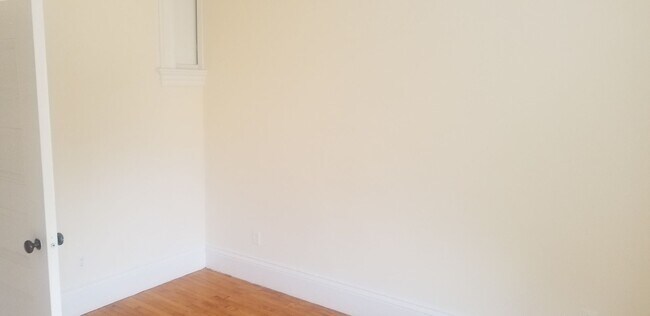 Photo - Amazing 1 bed next to Harvard University a...
