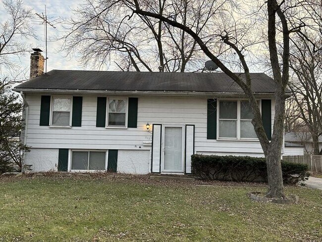 Photo - 502 E Mulberry Ct House