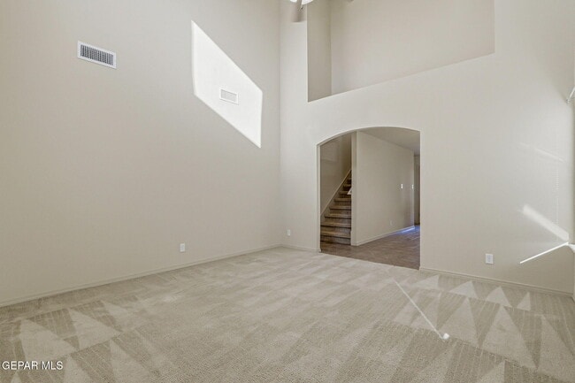 Photo - 2328 Honey Dew St