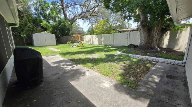 Photo - 1610 Valencia St