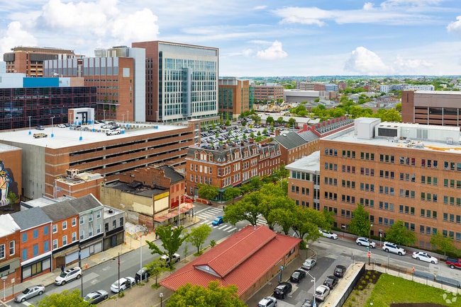 Photo - 617 W Lexington St Unit B2.1412433