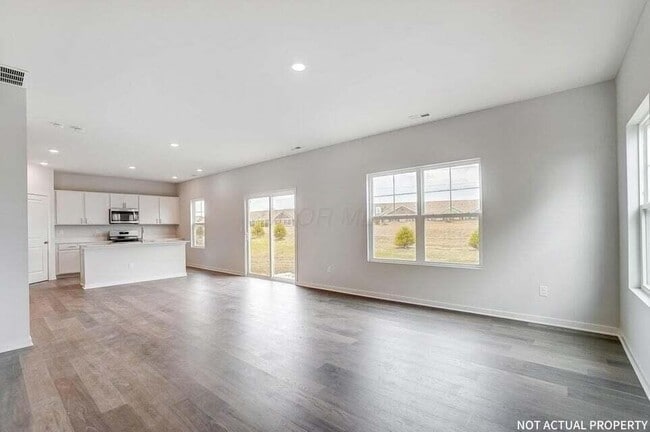 Photo - 143 Brookside Dr