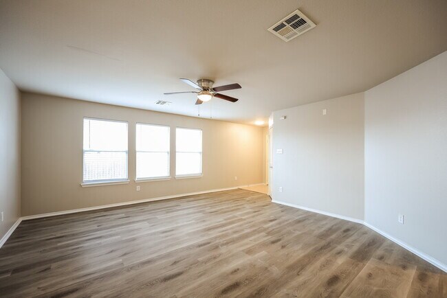 Photo - 3654 Archer Blvd